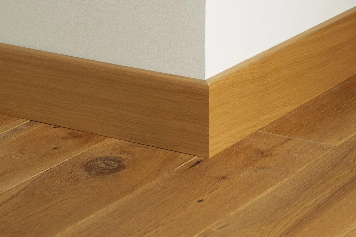 wooden skirting